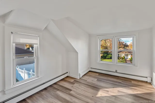 $600,000 | 28 Woodland Drive, Kings Park, NY 11754