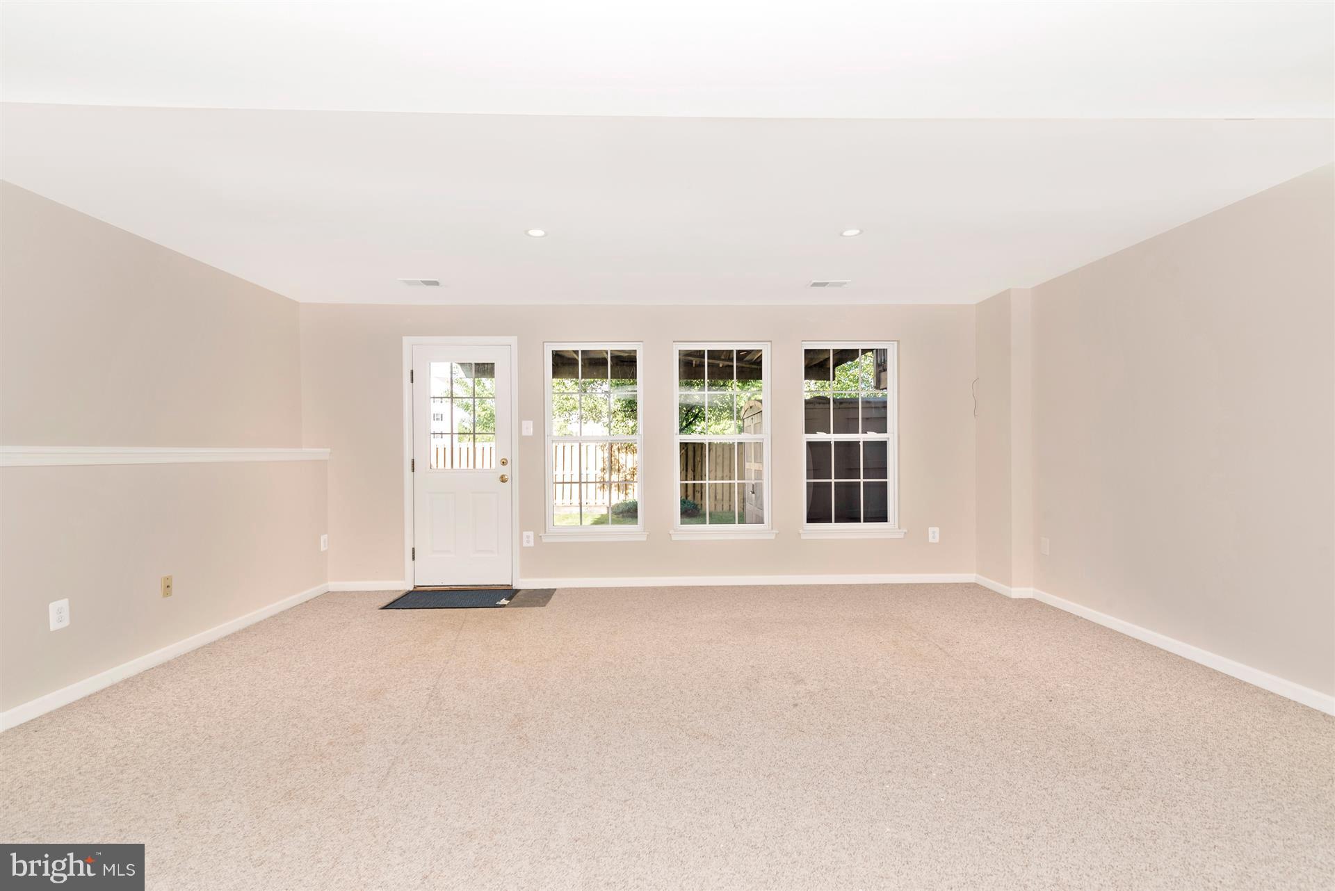1811 Country Run Way Frederick, MD 21702 - Photo 14 of 29 Interior (General)