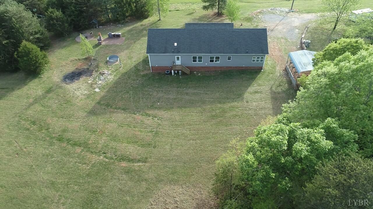 6956 Climax Road Gretna, VA 24557 - Photo 6 of 27 Gallery Image 6
