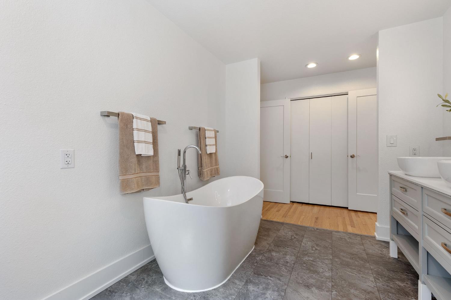 8830 Mooney Road Granite Bay, CA 95746 - Photo 26 of 55