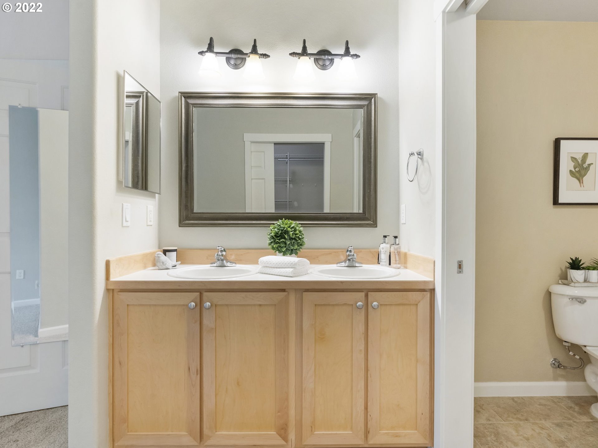 14695 Southwest Beard Road, Unit 102 Beaverton, OR 97007 - Photo 21 of 29 Gallery Image 21