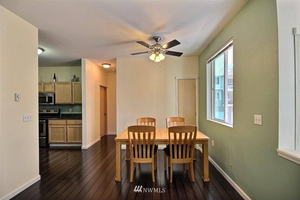 2904 Southeast 8th Street, Unit 2128 Renton, WA 98058 - Photo 3 of 15 Gallery Image 3