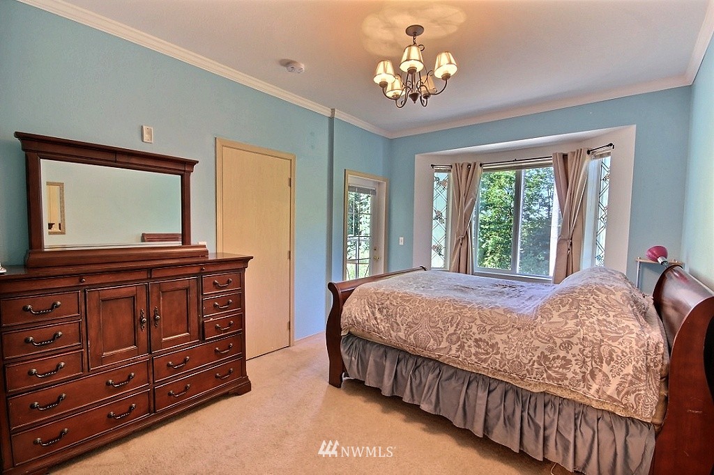 2904 Southeast 8th Street, Unit 2128 Renton, WA 98058 - Photo 4 of 15 Gallery Image 4