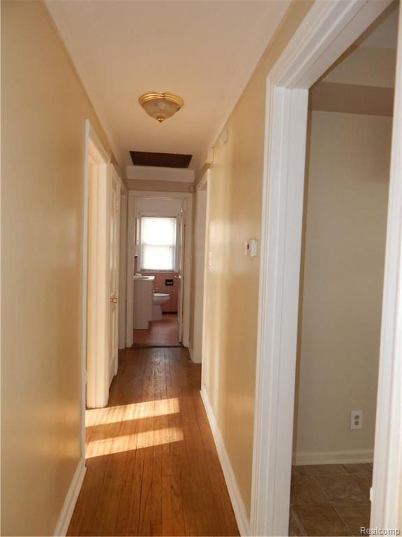 17607 Huntington Road Detroit, MI 48219 - Photo 9 of 17