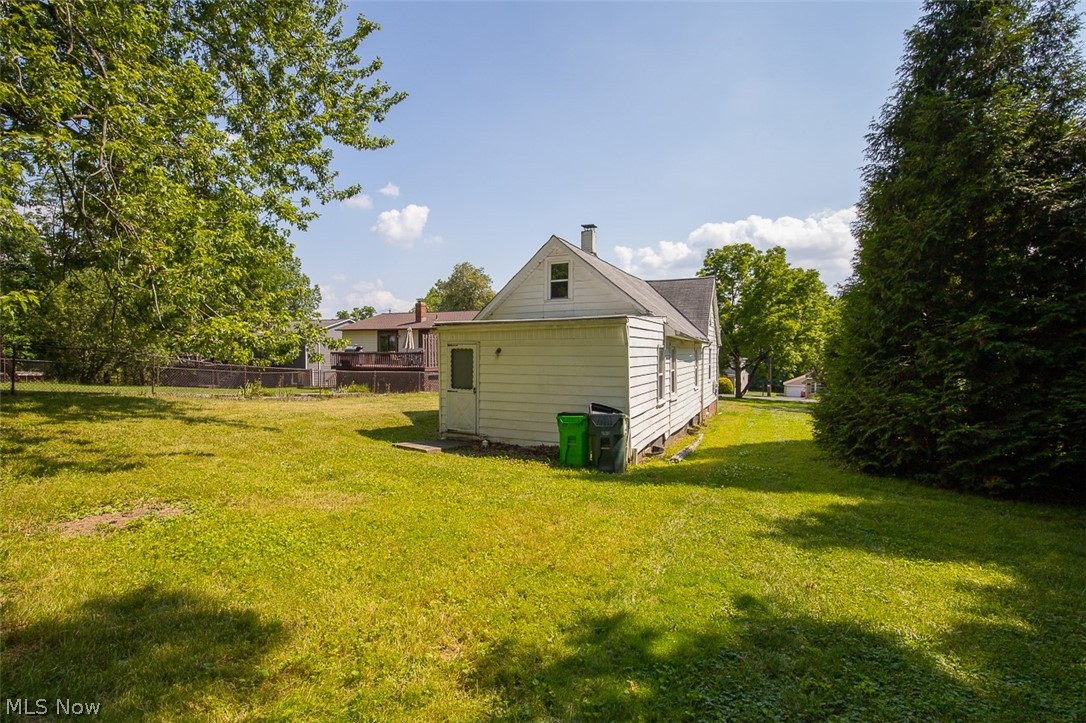 12827 Fruitside Road Garfield Heights, OH 44125 - Photo 23 of 29