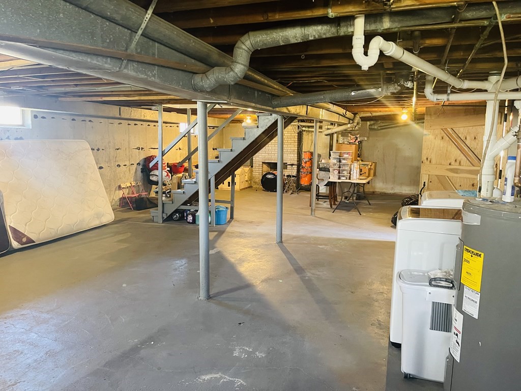 17 Queensview Road Marlborough, MA 01752 - Photo 31 of 41 a view of a room with gym equipment