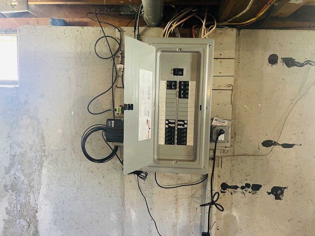 17 Queensview Road Marlborough, MA 01752 - Photo 32 of 41 a bathroom with a shower and mirror