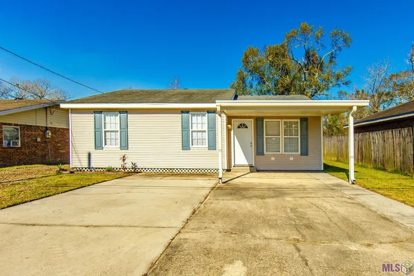 $164,000 | 126 Merian Street, Schriever, LA 70395