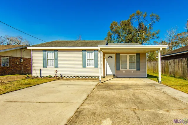 $164,000 | 126 Merian Street, Schriever, LA 70395