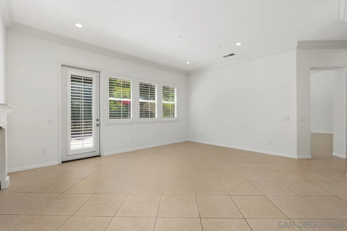672 Inverlochy Drive Fallbrook, CA 92028 - Photo 17 of 47