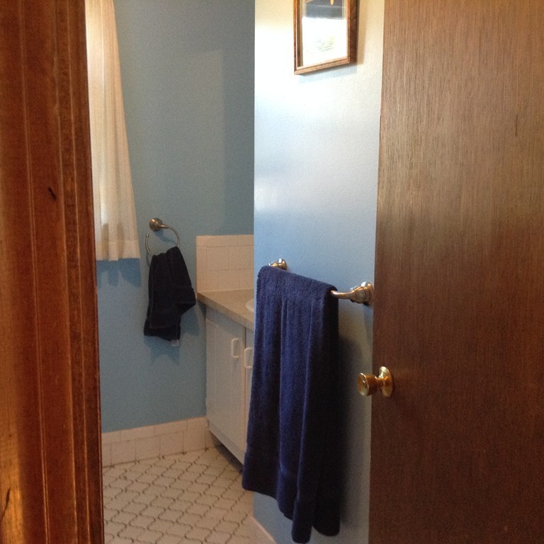 27 Stony Brook Road Framingham, MA 01702 - Photo 11 of 28 Gallery Image 11