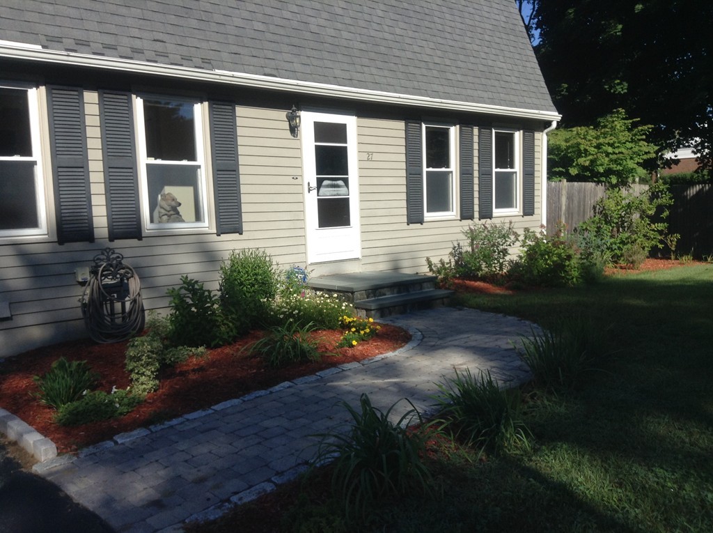 27 Stony Brook Road Framingham, MA 01702 - Photo 2 of 28 Gallery Image 2