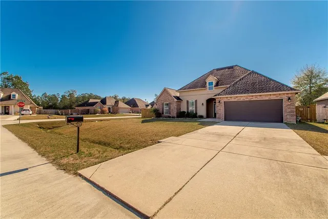 $335,000 | 1801 Justin Drive, Covington, LA 70435