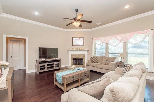 $335,000 | 1801 Justin Drive, Covington, LA 70435