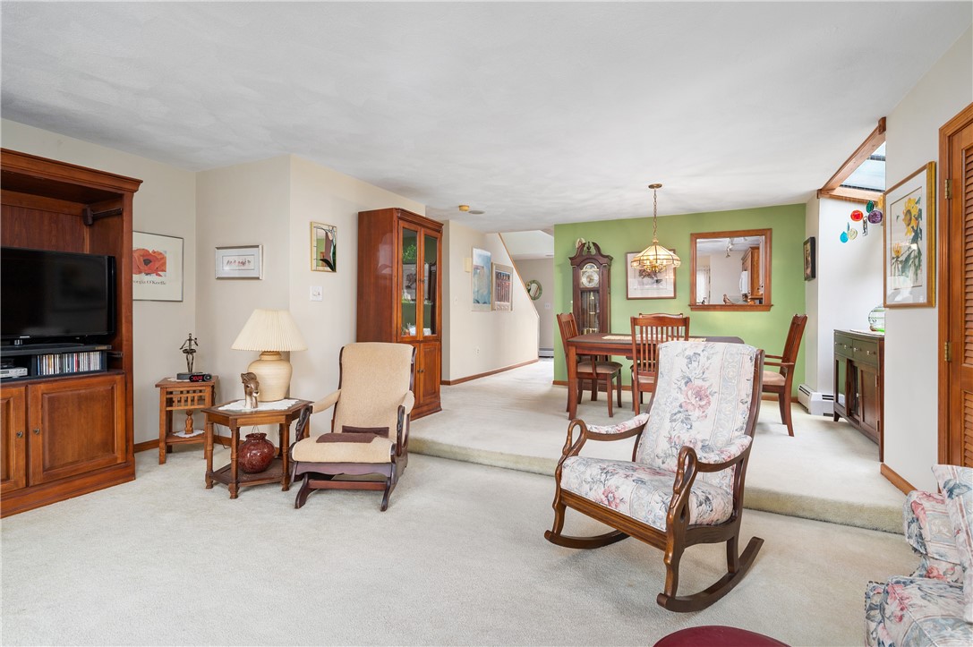 7 Wake Robin Road, Unit 905 Lincoln, RI 02865 - Photo 11 of 30 Gallery Image 11