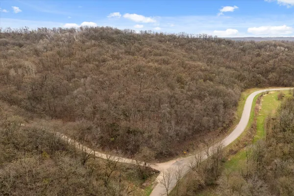 $1,600,000 | 36480 Bouska Road, Bridgeport, WI 53821