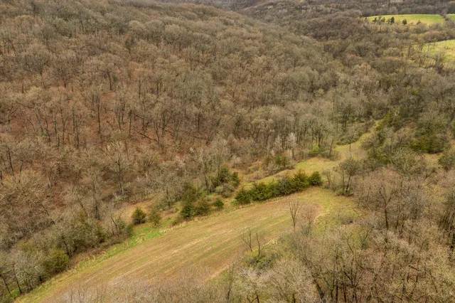 $1,600,000 | 36480 Bouska Road, Prairie du Chien, WI 53821