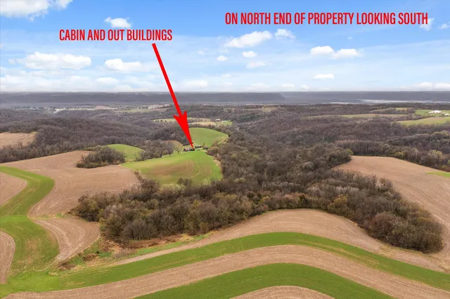 $1,600,000 | 36480 Bouska Road, Prairie du Chien, WI 53821