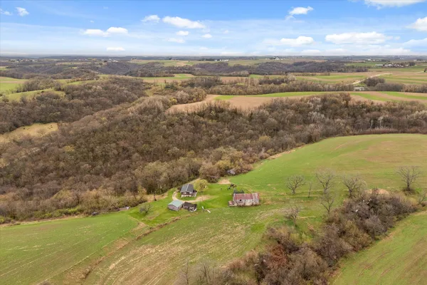 $1,600,000 | 36480 Bouska Road, Bridgeport, WI 53821