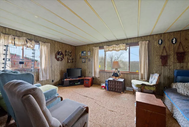 $1,600,000 | 36480 Bouska Road, Prairie du Chien, WI 53821