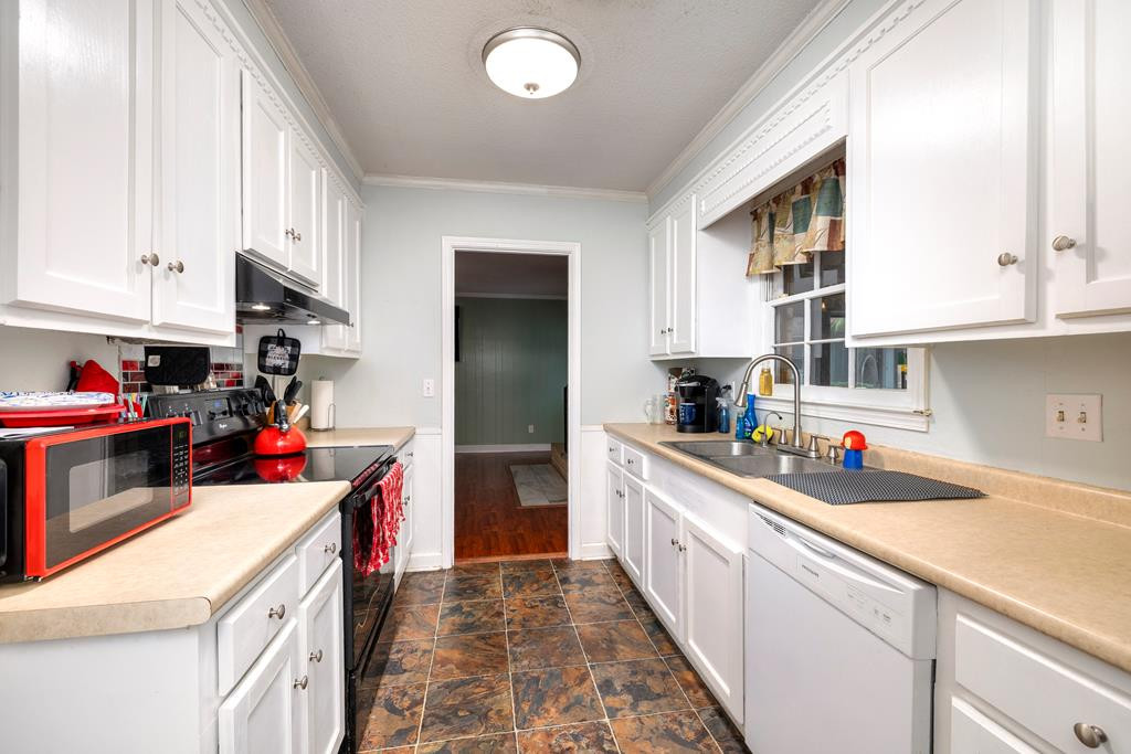 707 West Hampton Avenue Sumter, SC 29150 - Photo 28 of 46