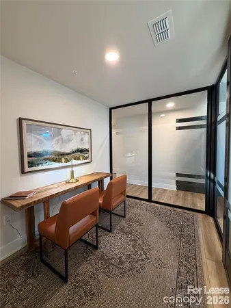 $3,997 | 124 East Kingston Avenue, Unit C1B, Charlotte, NC 28203