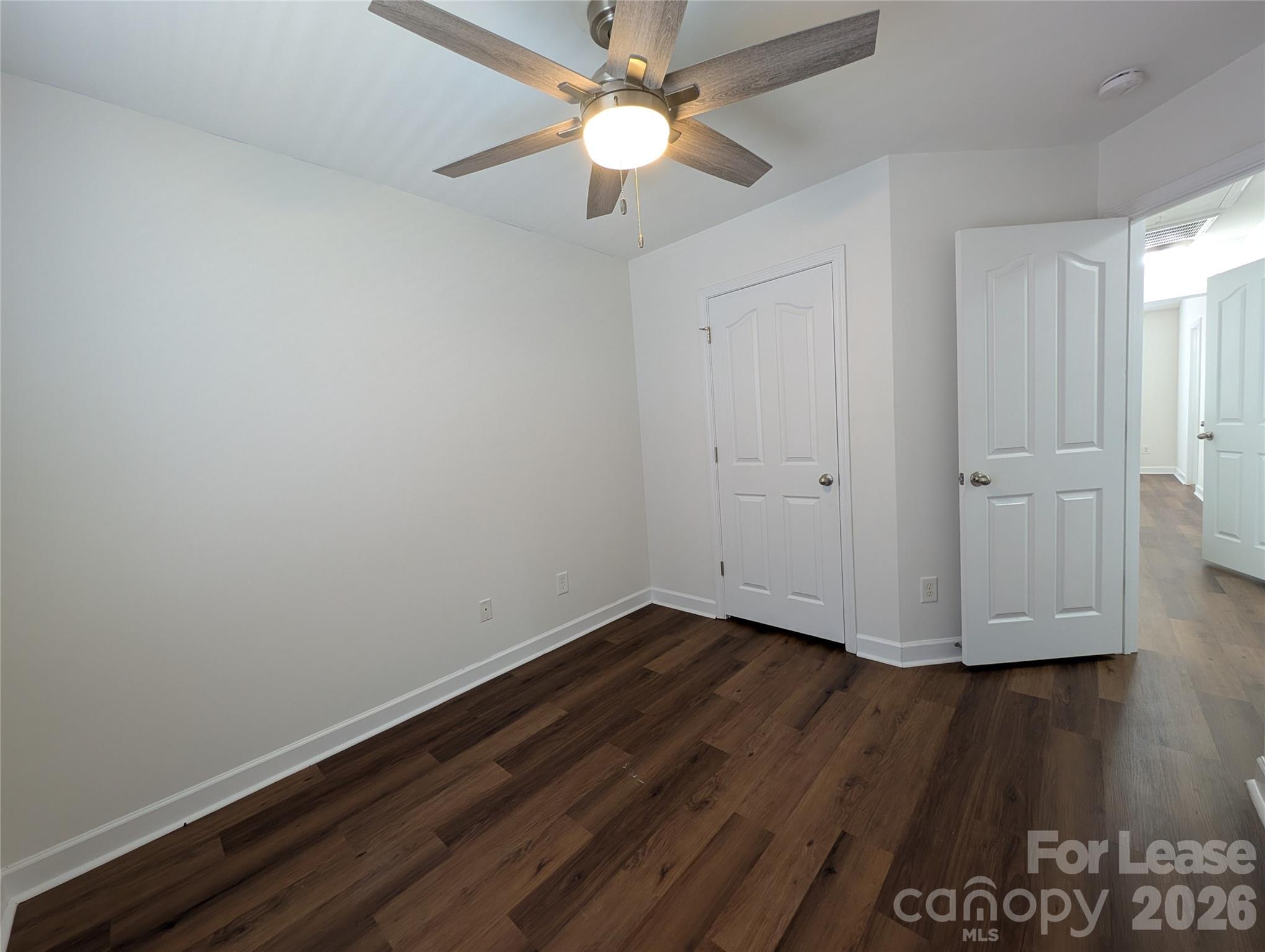 5133 Prosperity Church Road Charlotte, NC 28269 - Photo 18 of 29