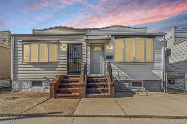 $666,000 | 64-67 58th Road | Maspeth
