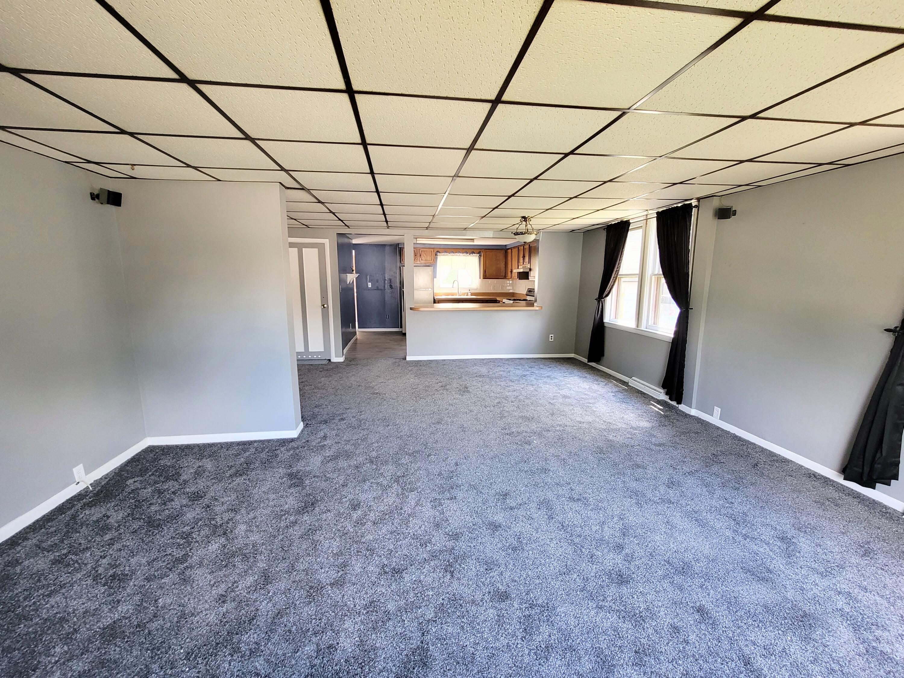 317 West Hanover Street Marshall, MI 49068 - Photo 6 of 16 20210701_143947_2