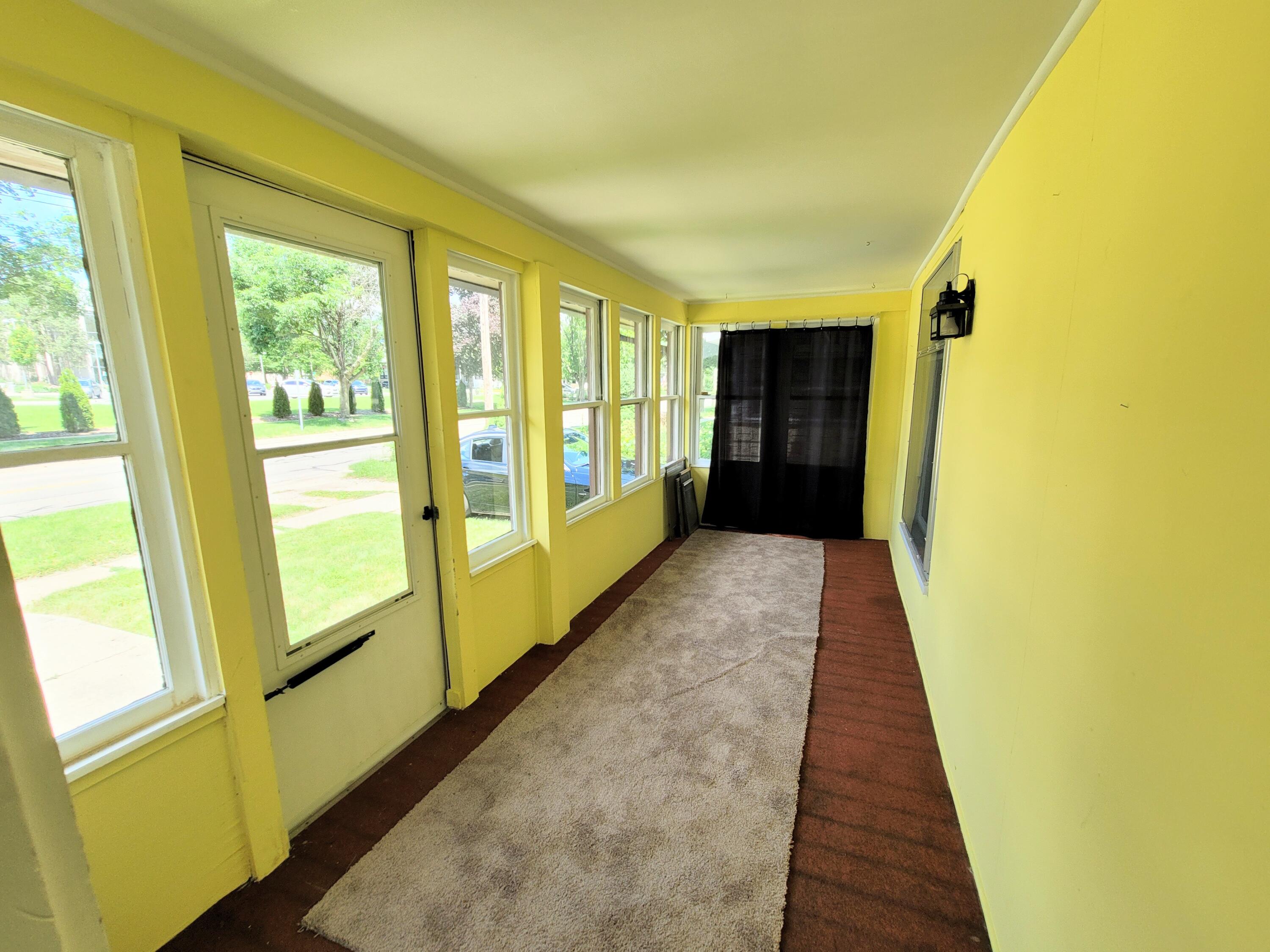 317 West Hanover Street Marshall, MI 49068 - Photo 10 of 16 20210701_144448_2