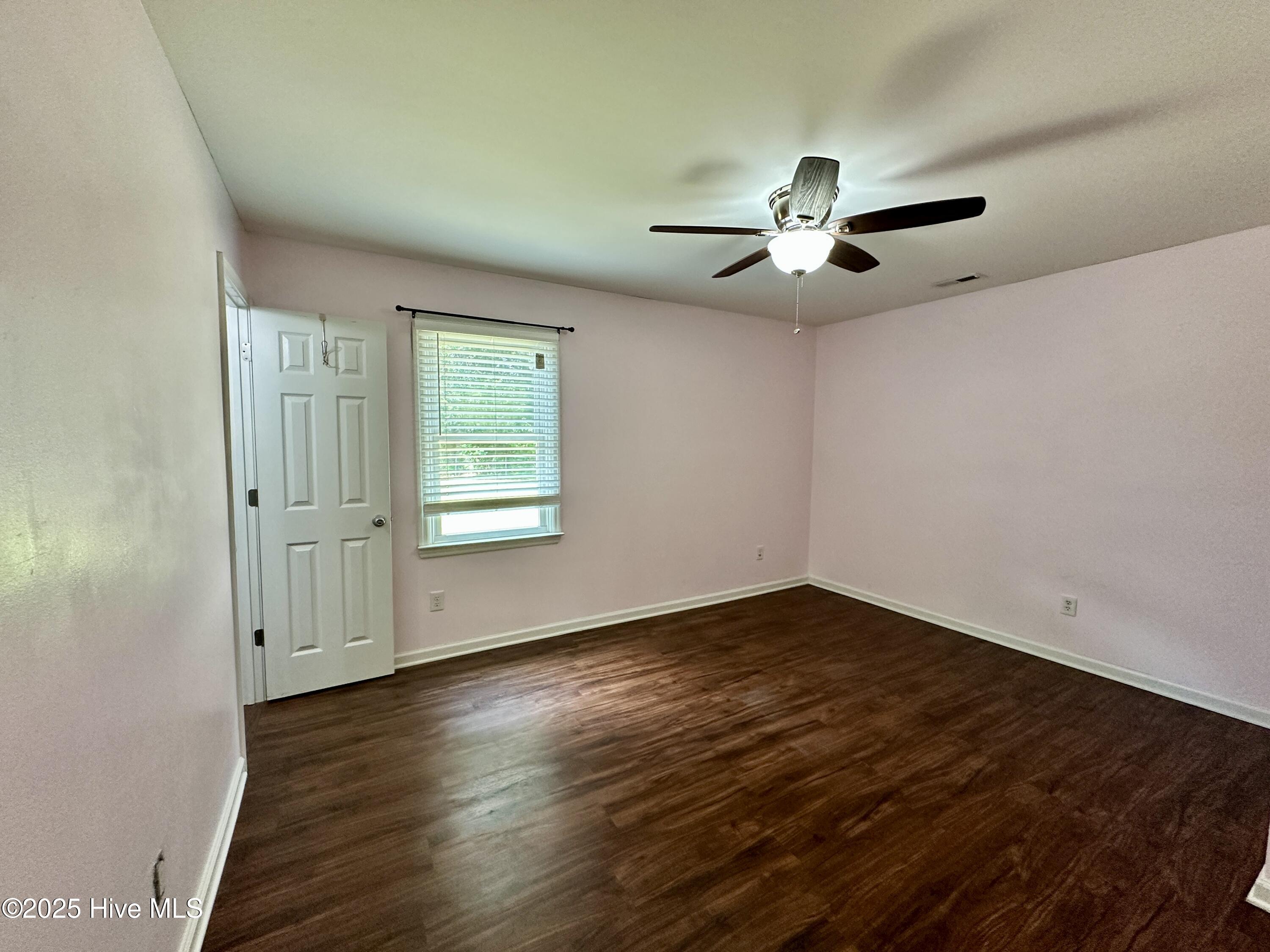 313 Deacon Court Havelock, NC 28532 - Photo 13 of 25 IMG_3137