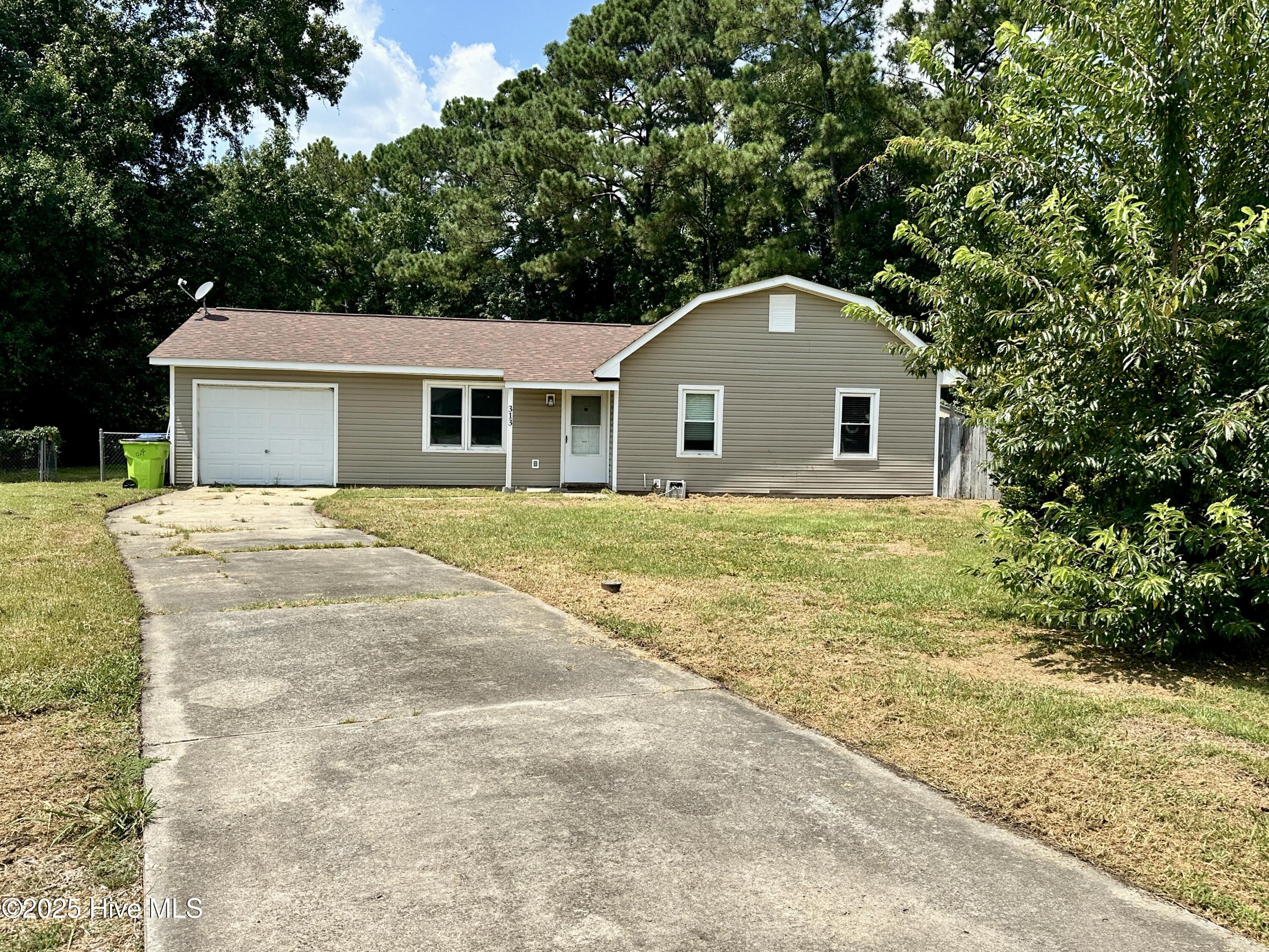 313 Deacon Court Havelock, NC 28532 - Photo 25 of 25 IMG_3151
