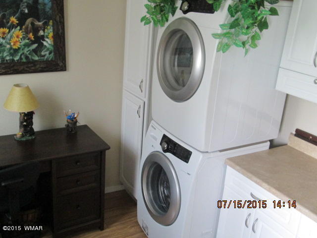 8236 Bogie Loop, Unit 242 Show Low, AZ 85901 - Photo 6 of 11