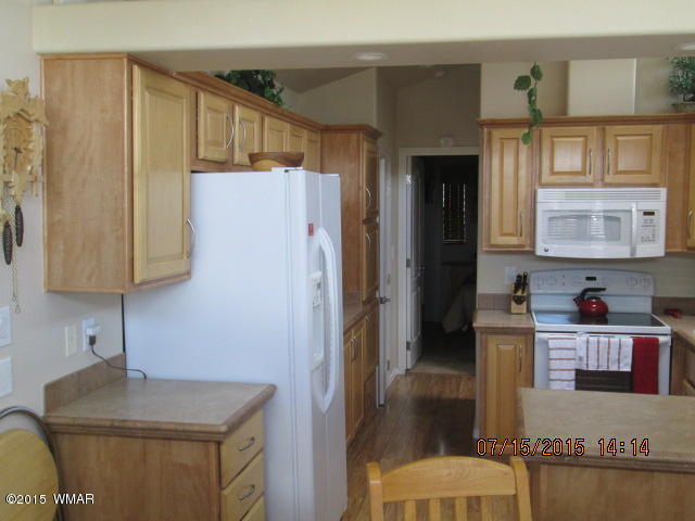8236 Bogie Loop, Unit 242 Show Low, AZ 85901 - Photo 7 of 11