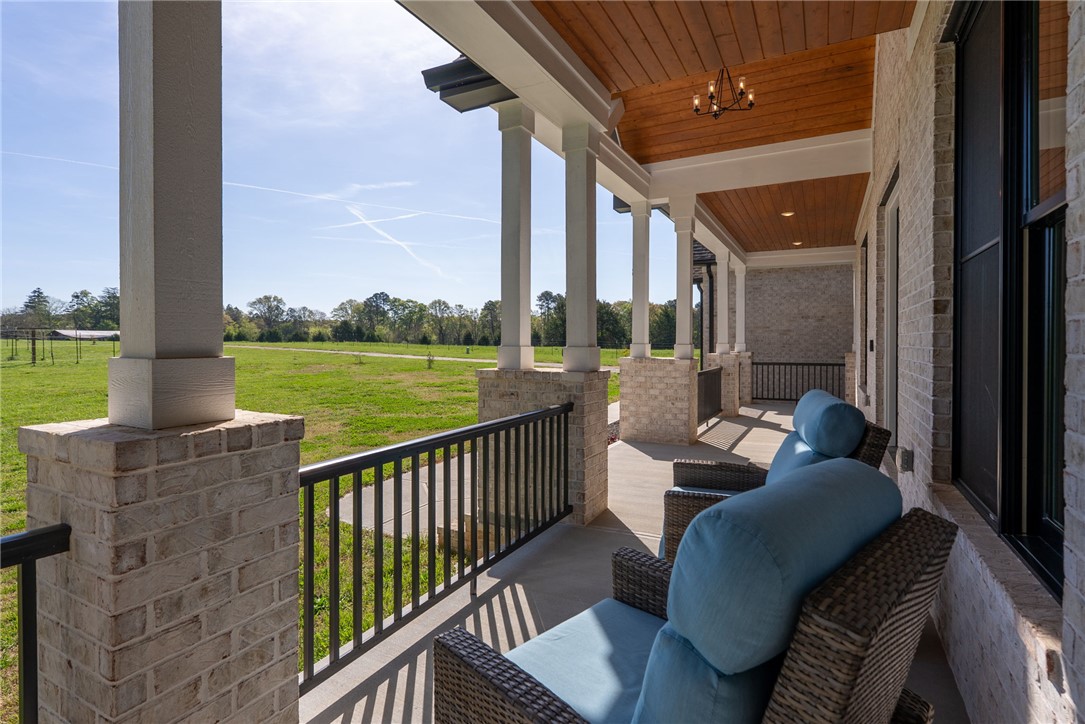 1310 Highway 252 Belton, SC 29627 - Photo 8 of 48