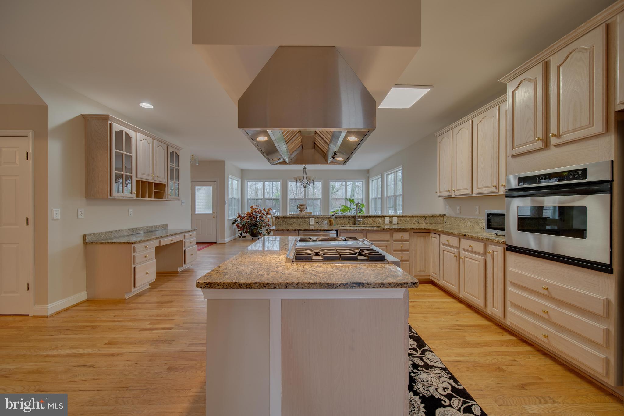 15529 Holly Grove Road Silver Spring, MD 20905 - Photo 14 of 48