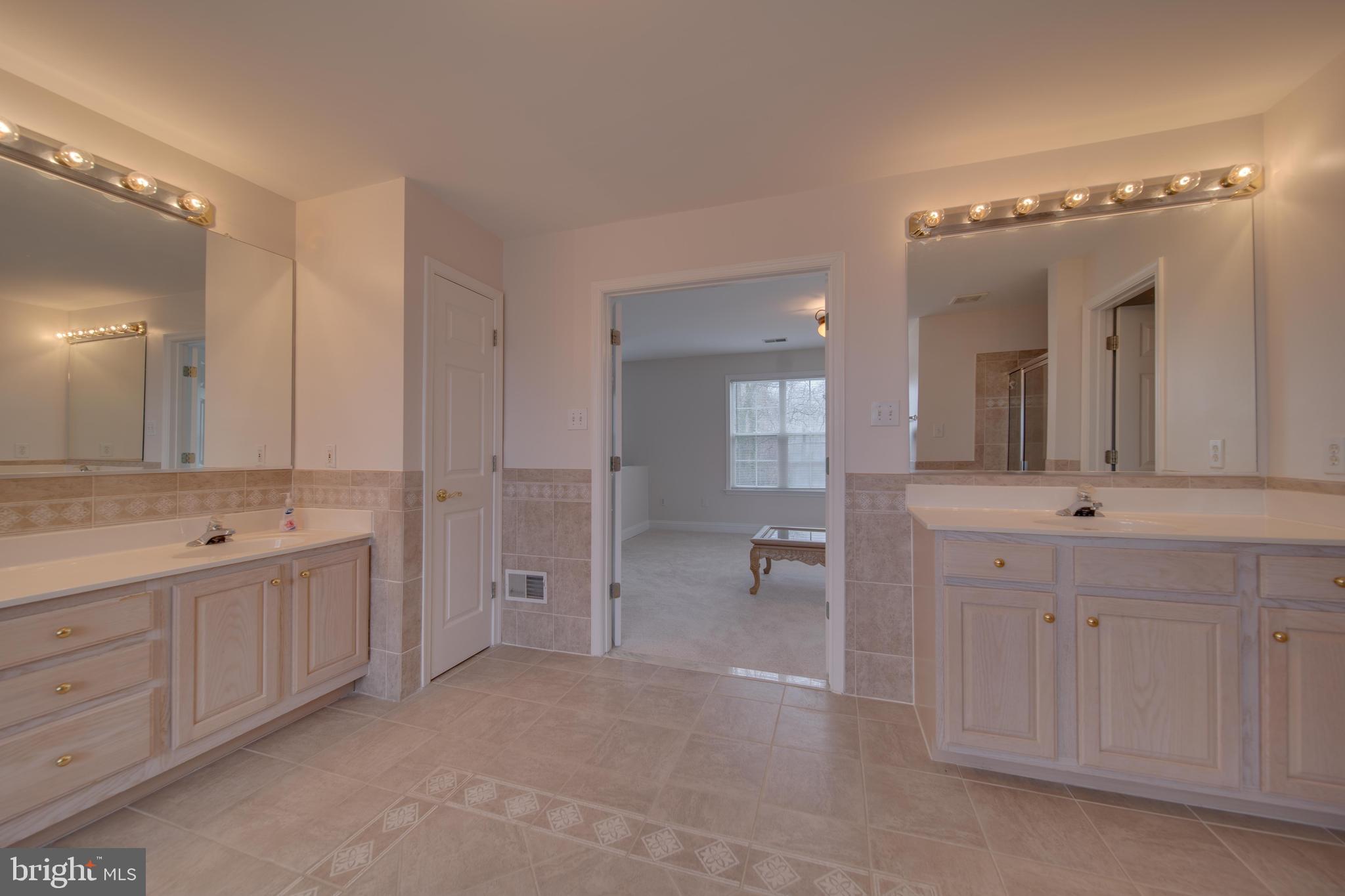 15529 Holly Grove Road Silver Spring, MD 20905 - Photo 34 of 48