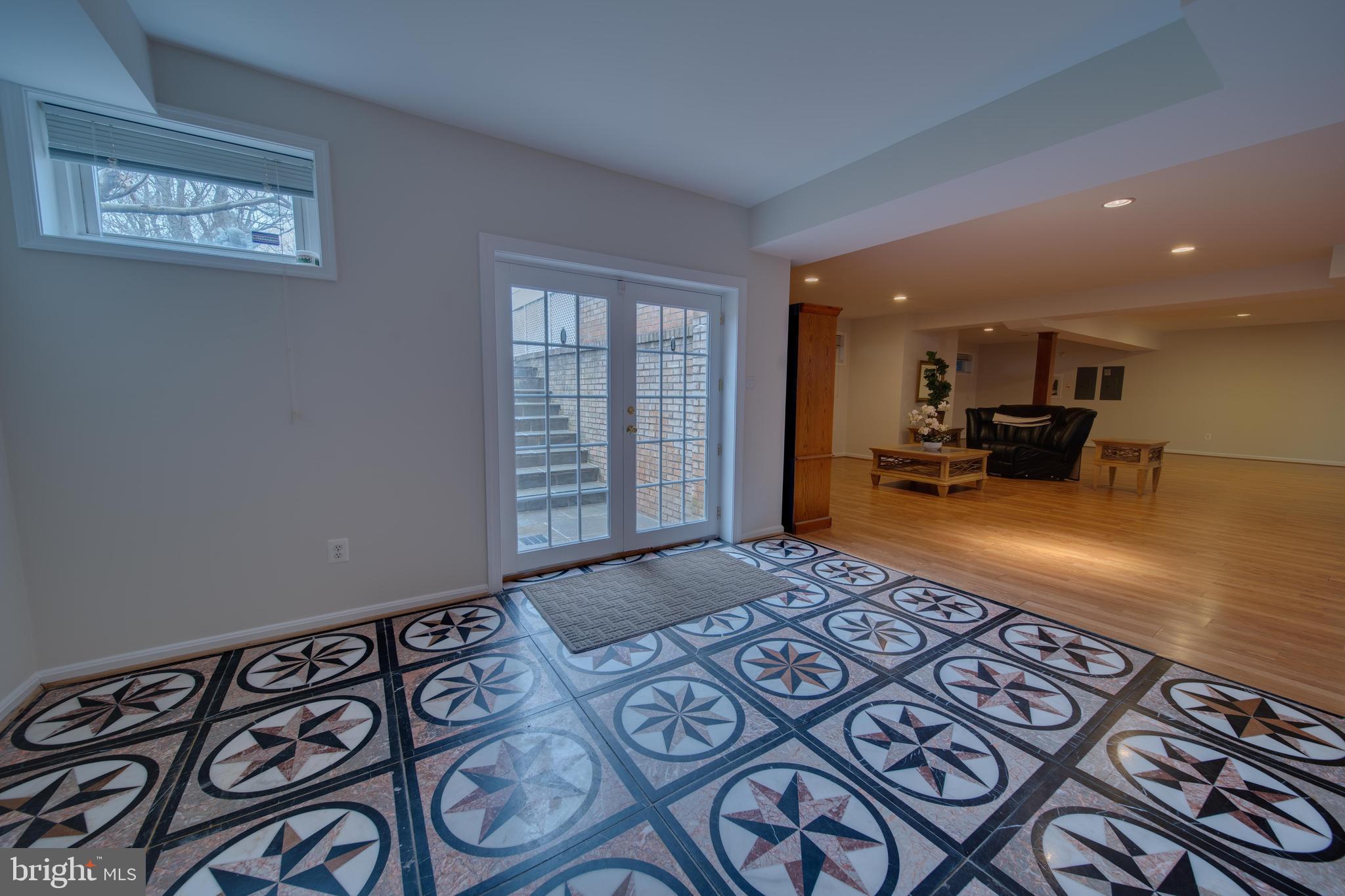 15529 Holly Grove Road Silver Spring, MD 20905 - Photo 42 of 48