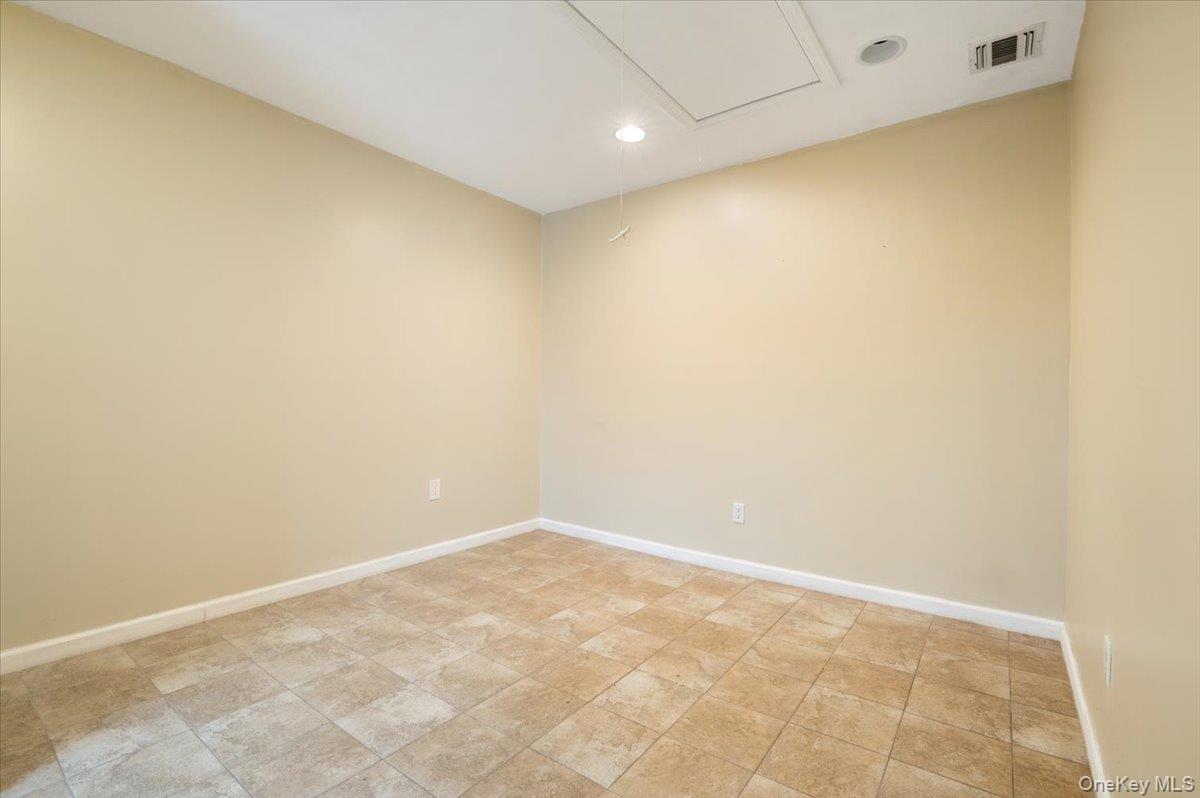 33 Fleets Cove Road Huntington, NY 11743 - Photo 33 of 44 a view of empty room