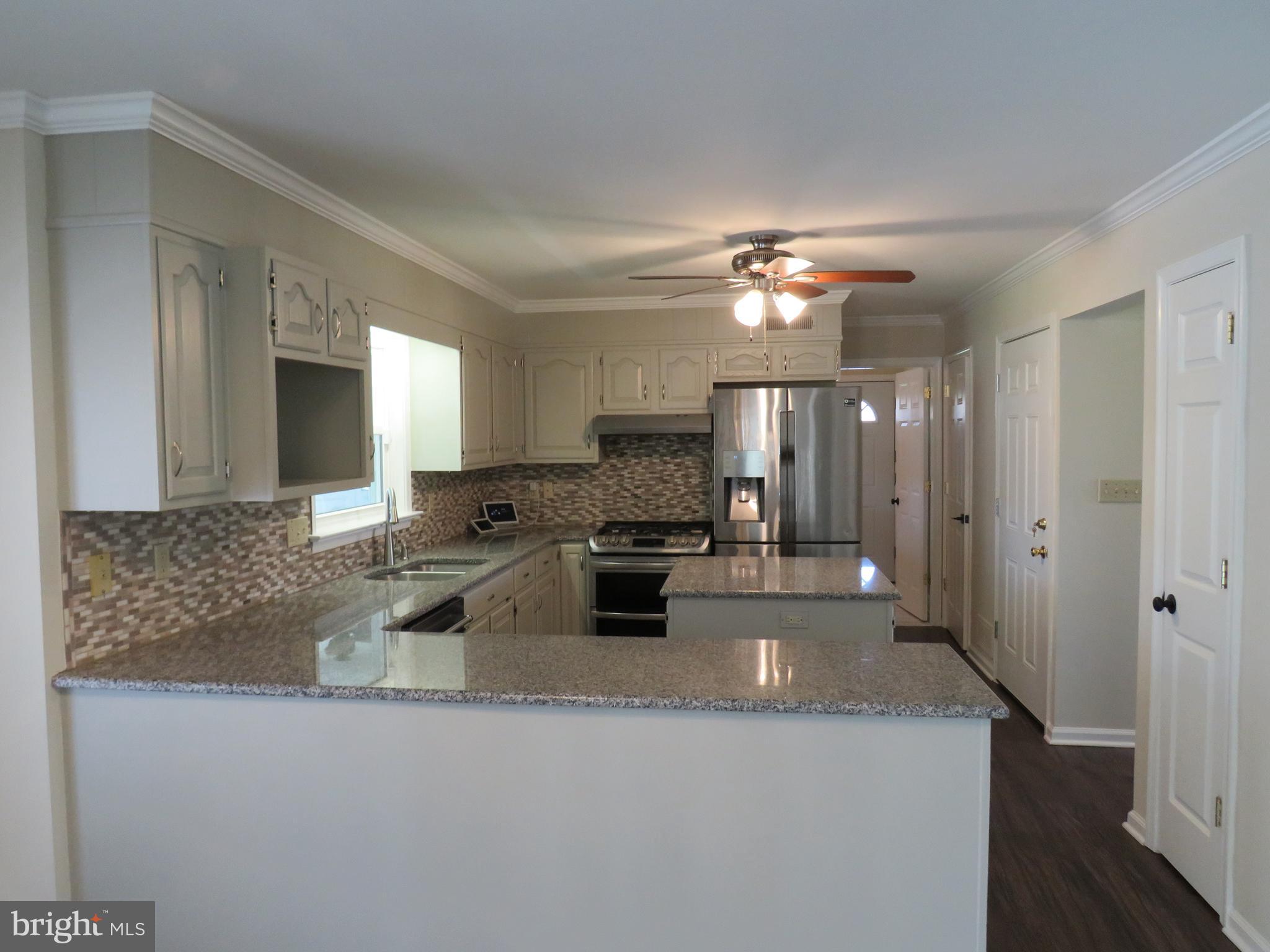 10 Spring Hill Road Perkasie, PA 18944 - Photo 26 of 74 Back to the kitchen