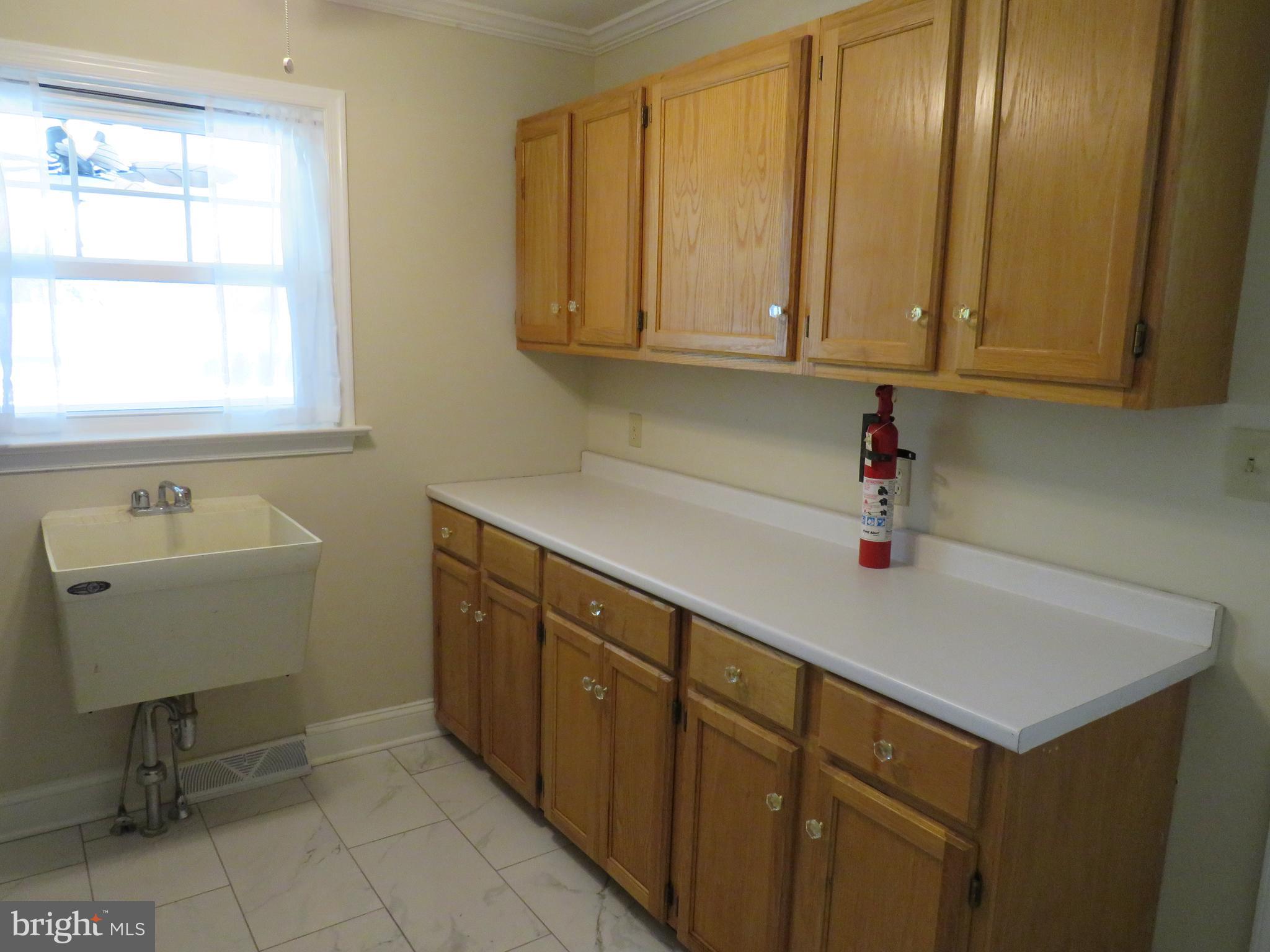 10 Spring Hill Road Perkasie, PA 18944 - Photo 27 of 74 Laundry Room