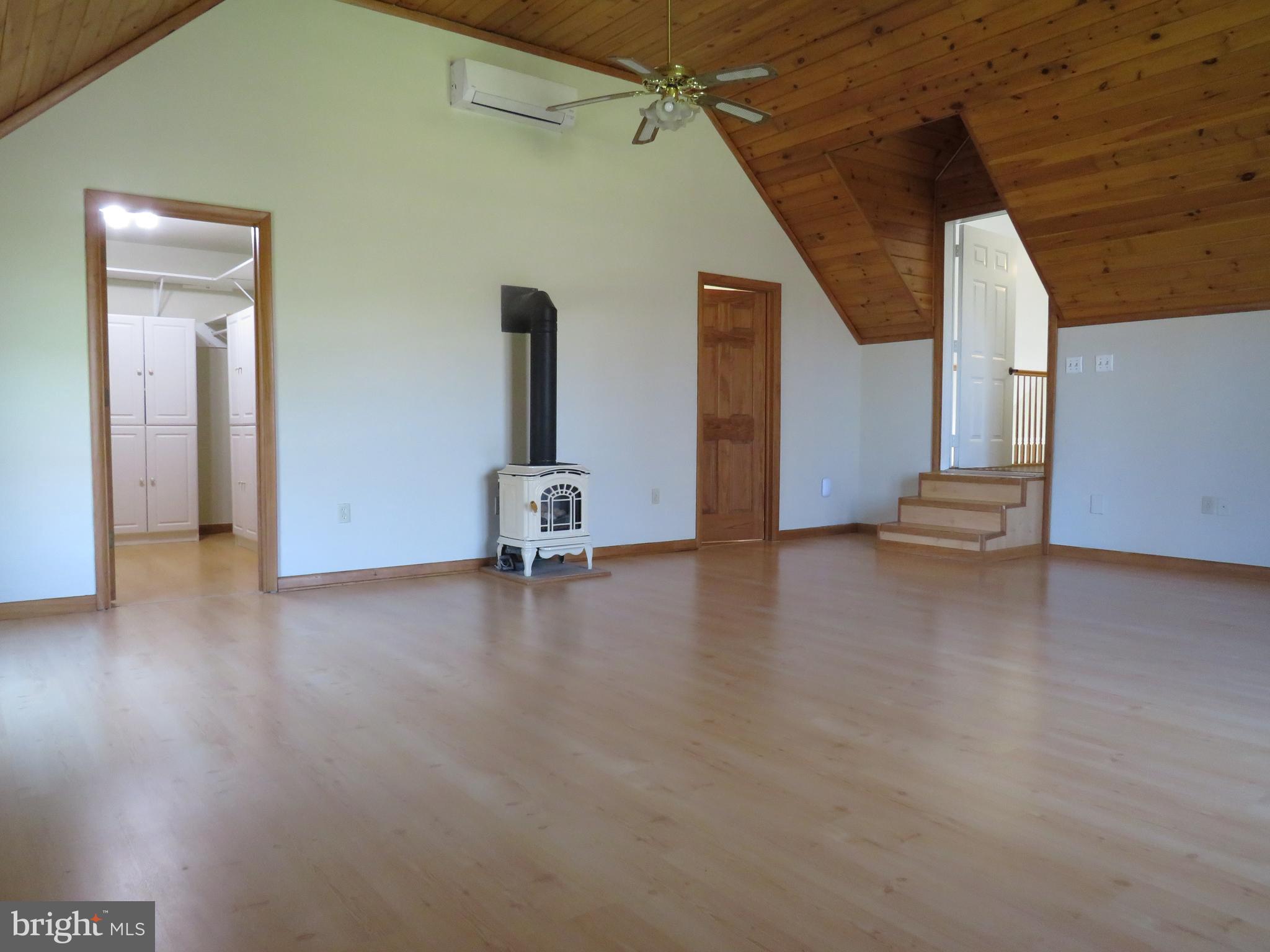 10 Spring Hill Road Perkasie, PA 18944 - Photo 45 of 74 Primary Bedroom