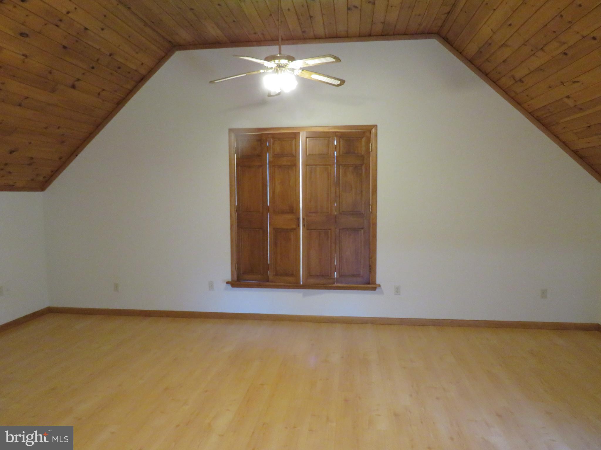 10 Spring Hill Road Perkasie, PA 18944 - Photo 47 of 74 Primary Bedroom