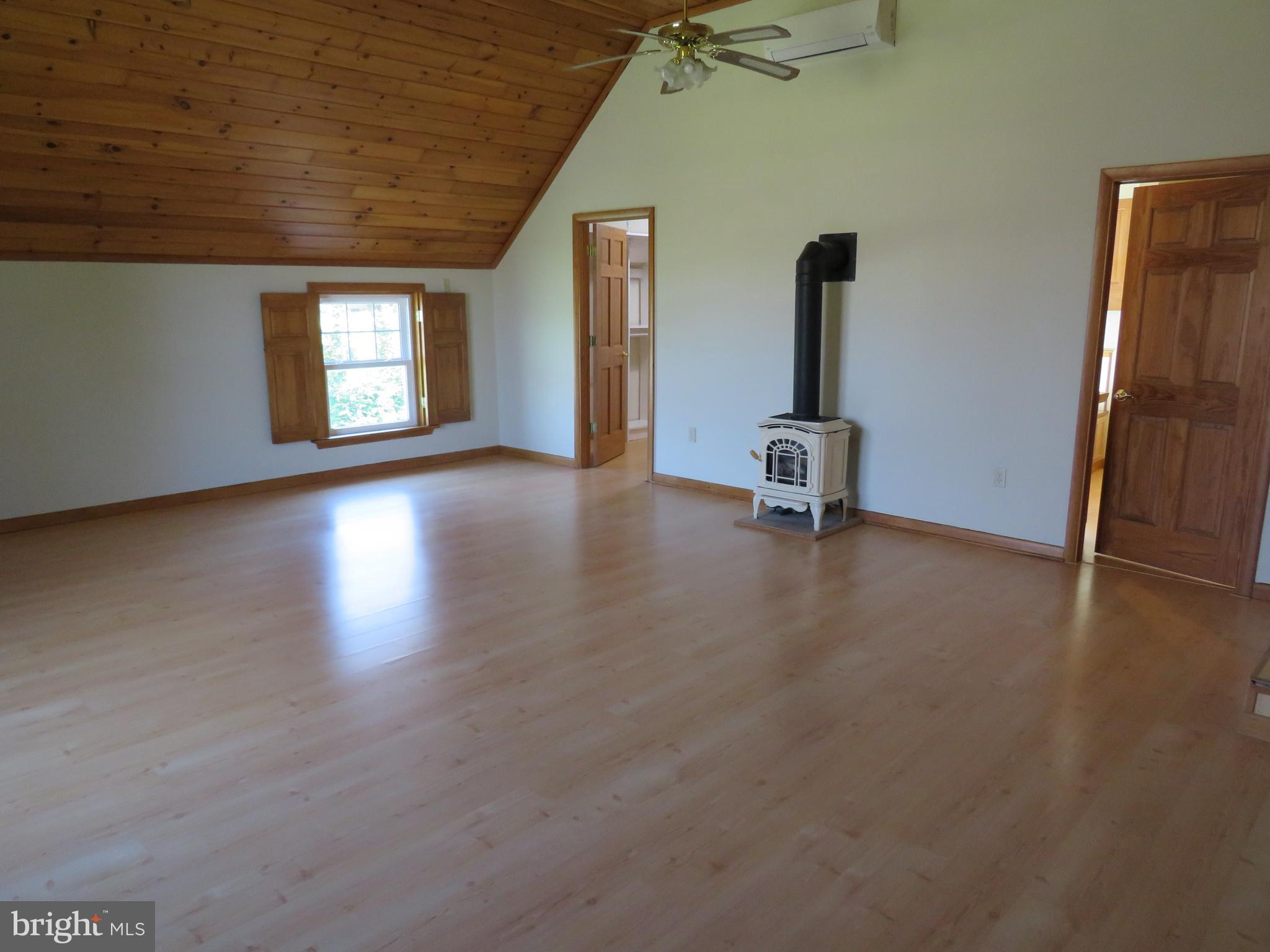 10 Spring Hill Road Perkasie, PA 18944 - Photo 49 of 74 Primary Bedroom