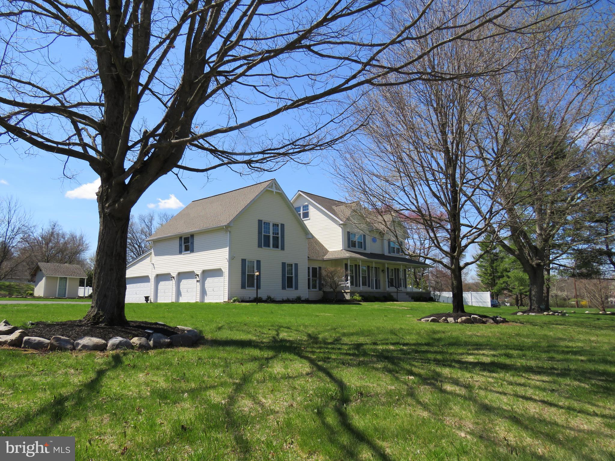 10 Spring Hill Road Perkasie, PA 18944 - Photo 6 of 74 Just i time for summer