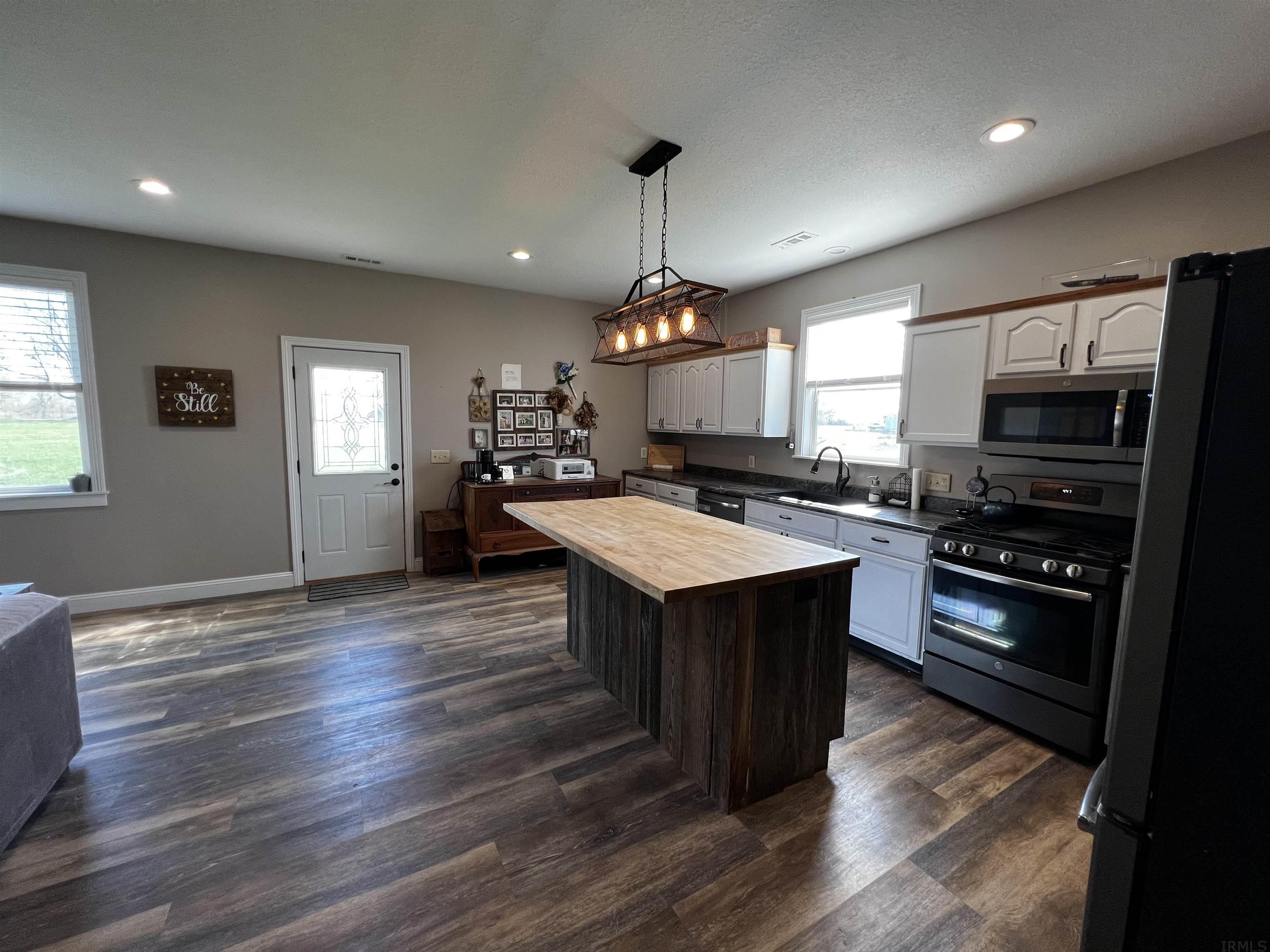 5445 County Road 40 Butler, IN 46721 - Photo 13 of 29