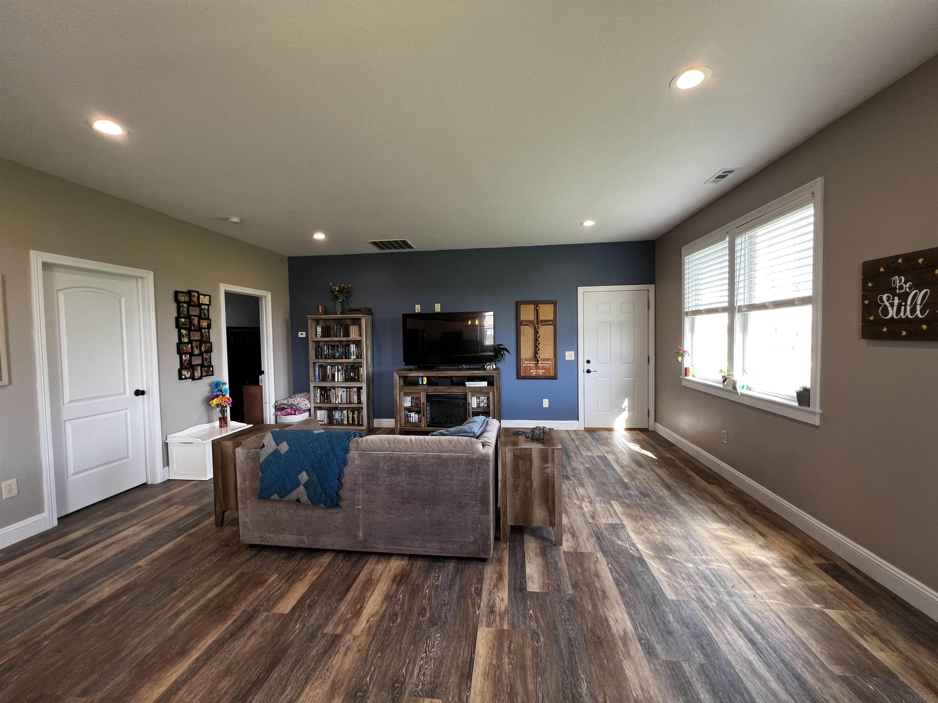 5445 County Road 40 Butler, IN 46721 - Photo 7 of 29