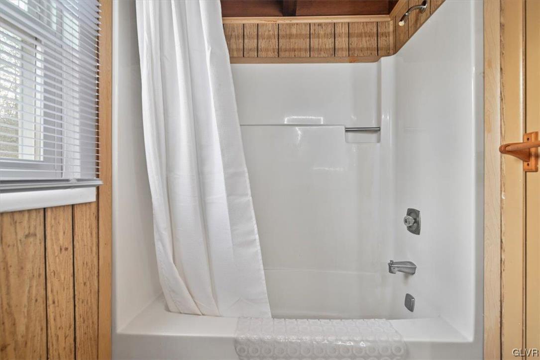 3103 Delaware Circle Bushkill, PA 18324 - Photo 24 of 43