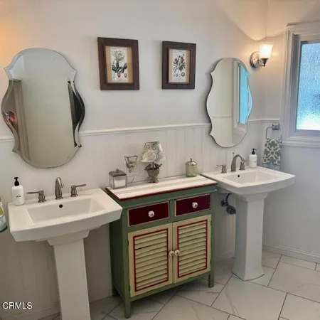 $1,588,000 | 2013 El Vista Court, Glendale, CA 91208