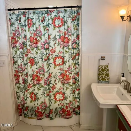 $1,588,000 | 2013 El Vista Court, Glendale, CA 91208